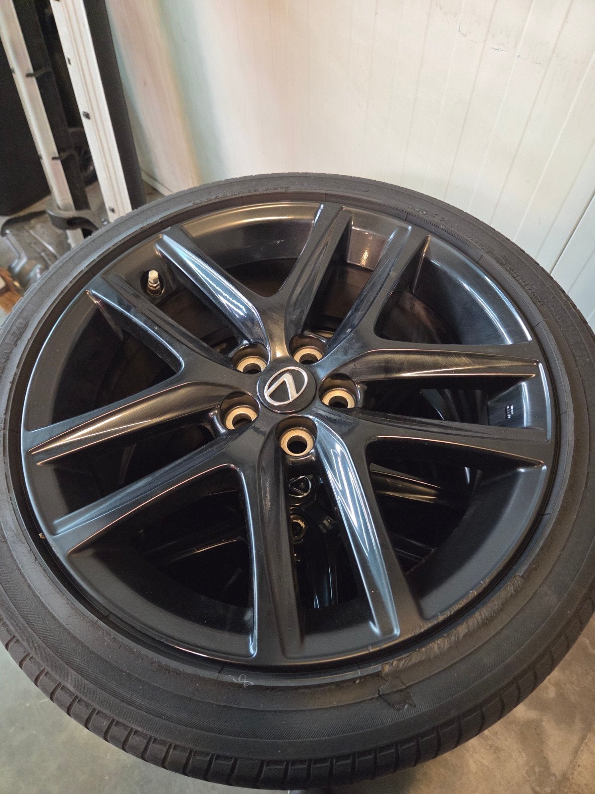 4 jantes lexus en 5x100 215/45R17, Autos : Pièces & Accessoires, Pneus & Jantes, Pneus et Jantes, 215 mm, Véhicule de tourisme