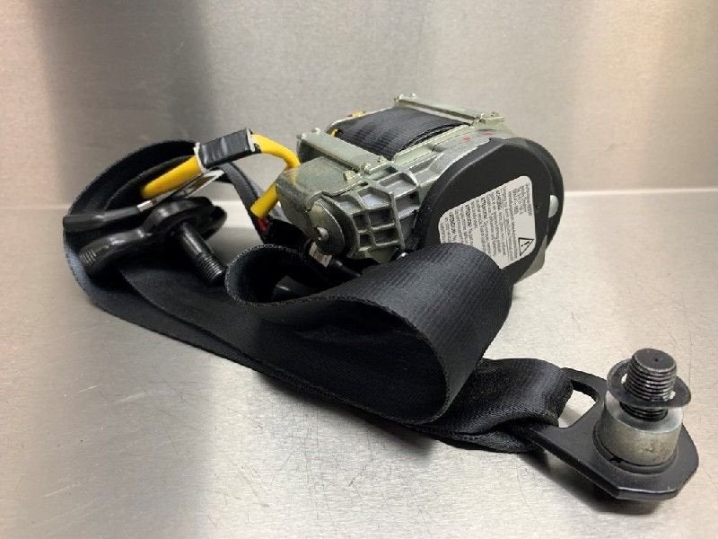 VEILIGHEIDSGORDEL RECHTS VOOR Mitsubishi Colt (Z2 / Z3), Auto-onderdelen, Gebruikt, Mitsubishi