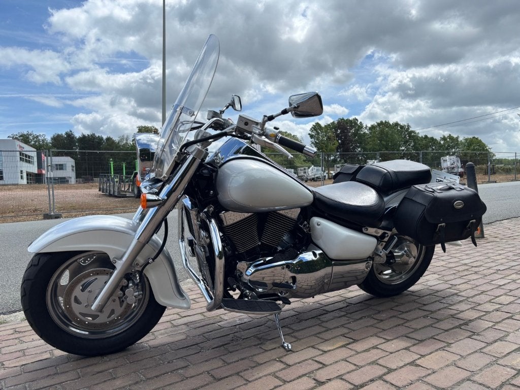 Suzuki Intuder 1500, 2 cilinders, Occasion, Bedrijf, 1500 cc