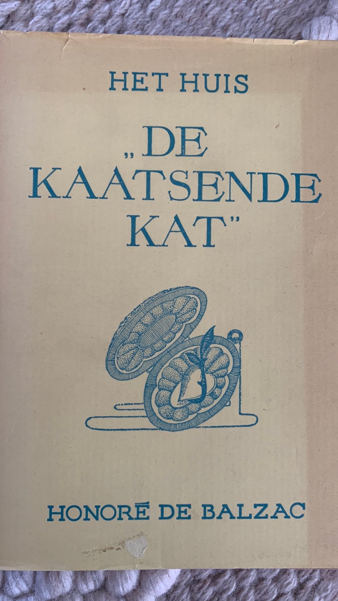 Honoré De Balzac, ‘De Kaarsende Kat’, Enlèvement