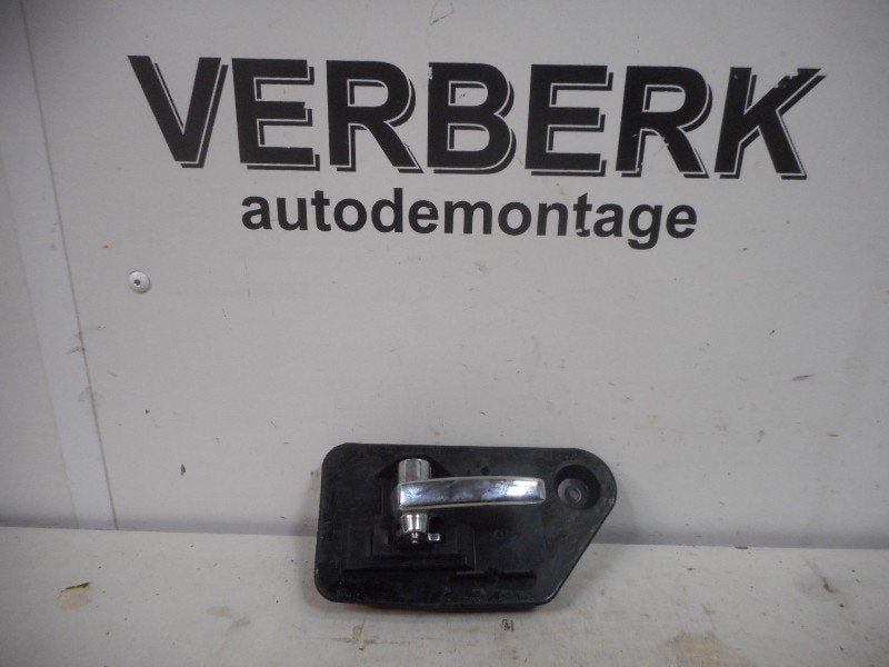 PORTIERGREEP BINNEN LINKS ACHTER Omega B (25 / 26 / 27), Gebruikt, Opel, Opel Automobile GmbH, Bahnhofsplatz
65423  Rüsselsheim am Main, DE
