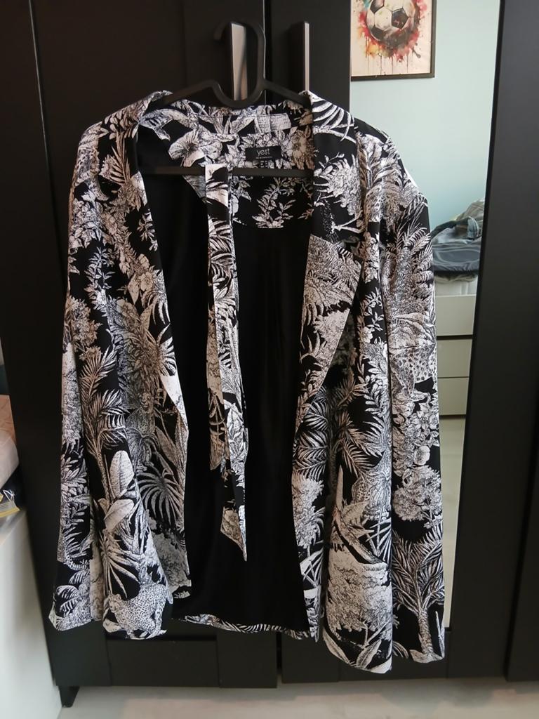 Chemise femme marque yest taille 42, Enlèvement