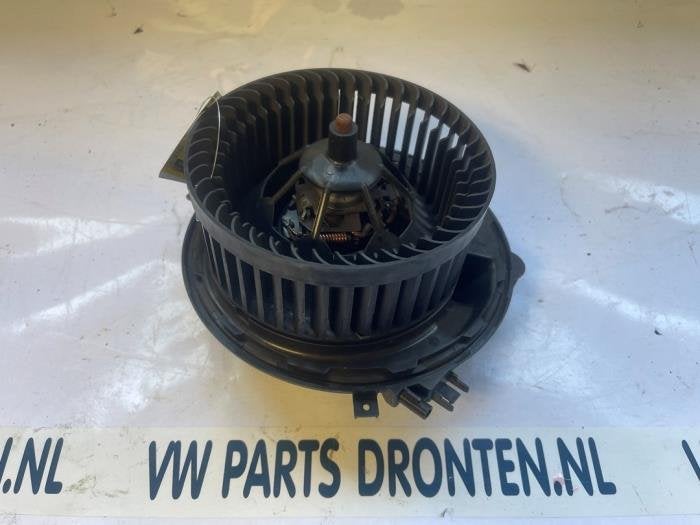 Moteur de ventilation chauffage d'un Volkswagen T-Roc, Volkswagen, -, 3 mois de garantie, Utilisé