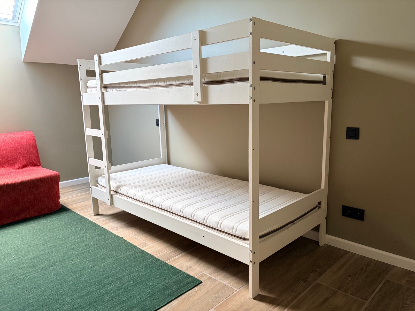 Stapelbed Ikea Mydall incl Malvik matrassen, Maison & Meubles, Enlèvement, Comme neuf, Lits superposés