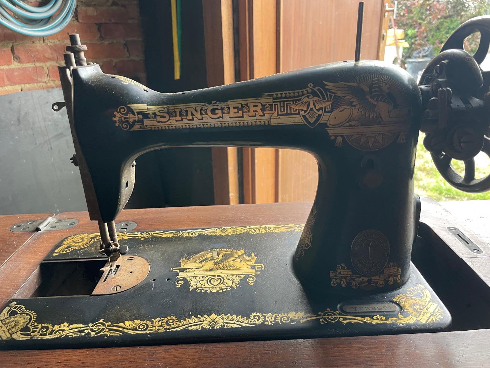 Vinrage Singer naaimachine ca 1921 + origineel onderstel, Ophalen