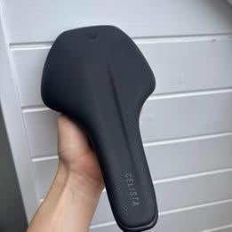 Syncros celista carbon zadel 140mm, Fietsen en Brommers, Ophalen of Verzenden, Zo goed als nieuw, Syncros, Zadel