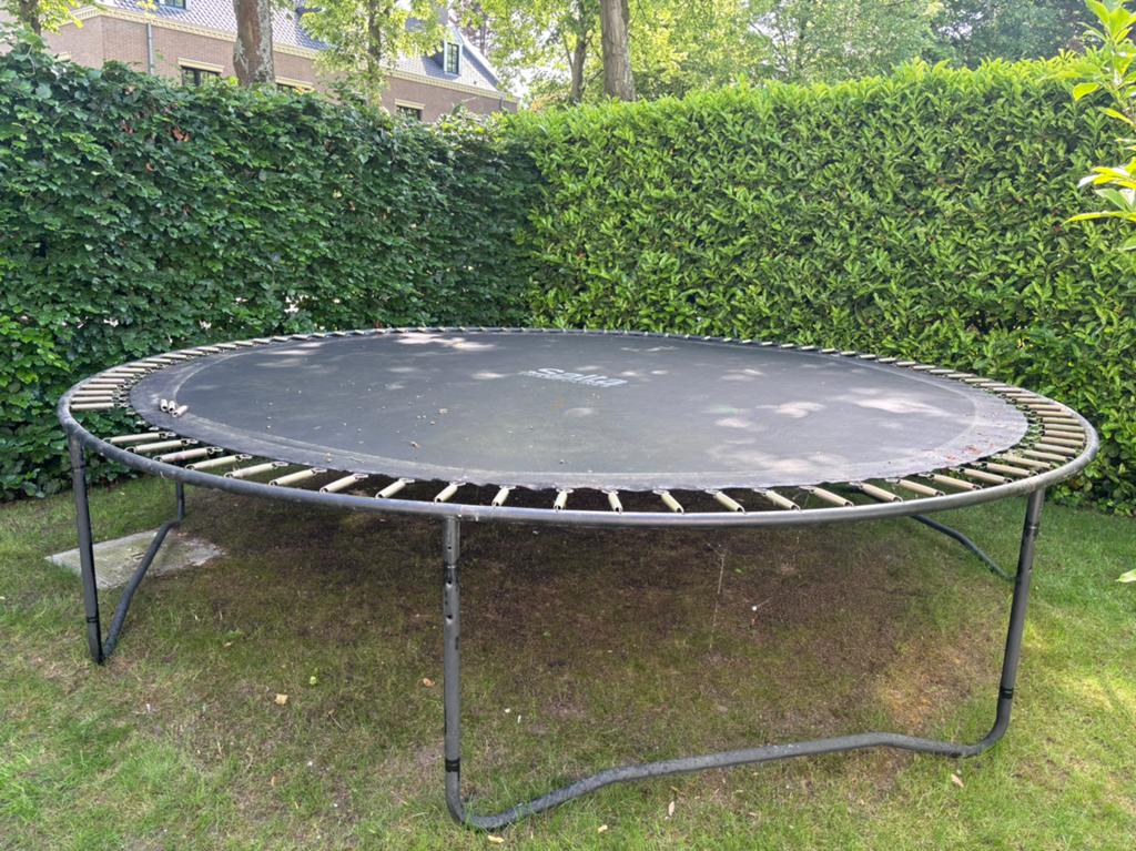 Trampoline salta groot, Ophalen, Gebruikt