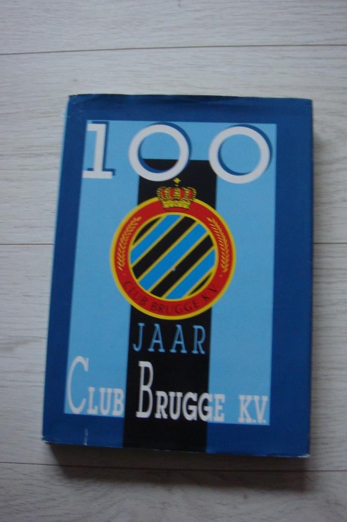 Boek 100 Jaar Club Brugge, Verzamelen, Sportartikelen en Voetbal, Ophalen of Verzenden, Gebruikt