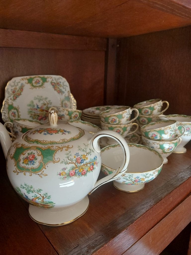 Vintage porseleinen theeservies, Ophalen