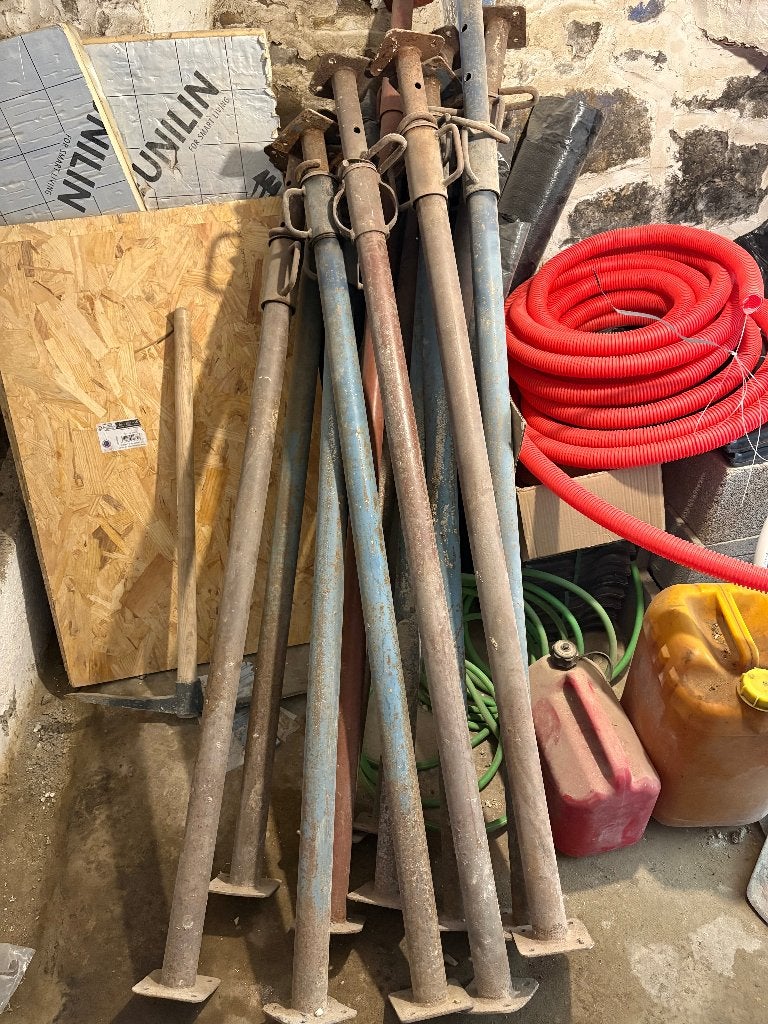 Stips / Etançons, Enlèvement, Utilisé