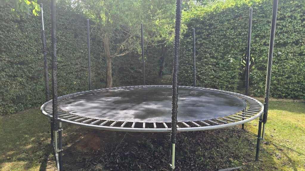 Grand trampoline, Enlèvement, Utilisé