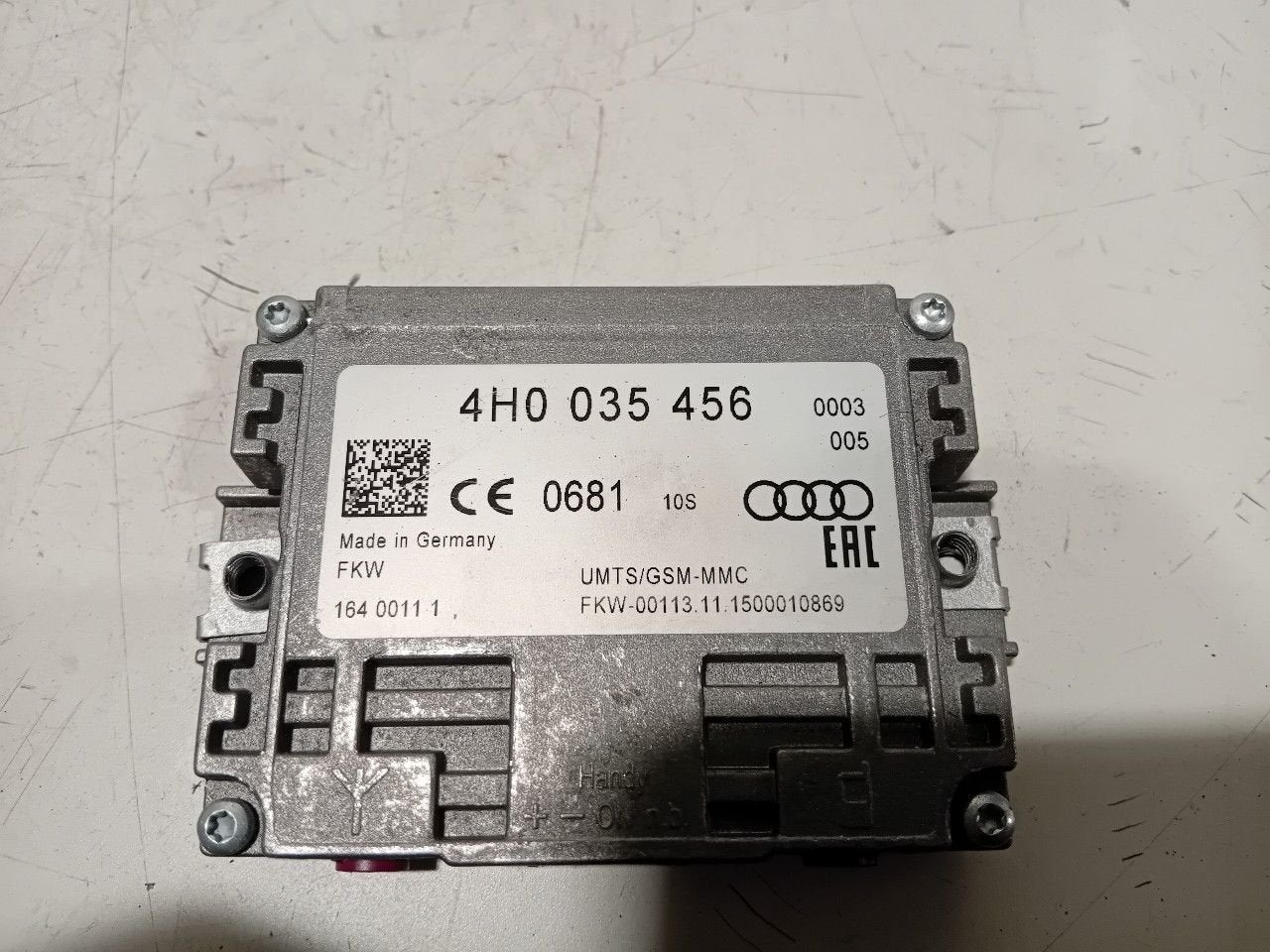 Antenne versterker Volkswagen Passat, Enlèvement ou Envoi, Van der Ven Autorecycling B.V., Onderdelen@venauto.nl, Ettenseweg 76, 4706 PB Roosendaal, The Netherlands