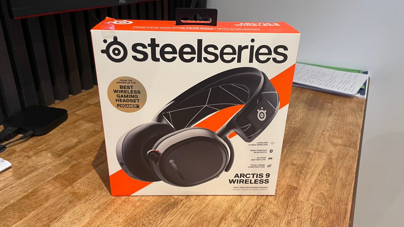 NIEUW STEELSERIES ARCTIC 9 WIRELESS, Computers en Software, Headsets, Nieuw, Ophalen of Verzenden, Gaming headset, Draadloos