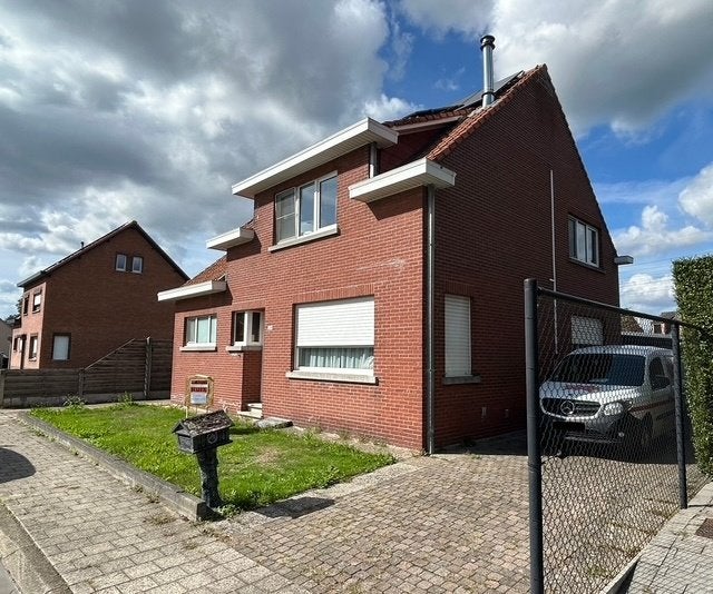 Huis Kwakkelberg 124, Immo, 200 tot 500 m², 134 m², 192 kWh/m²/jaar, 2440 geel