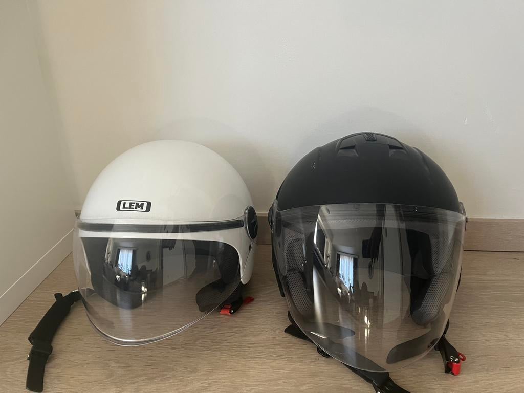 Vito helmet, LEM, Vélos & Vélomoteurs, Enlèvement, Comme neuf