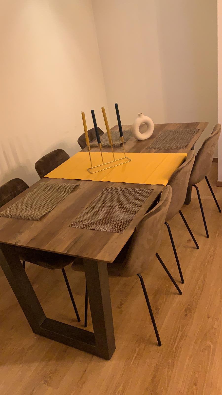 Table a manger pied metalique, Enlèvement, Utilisé