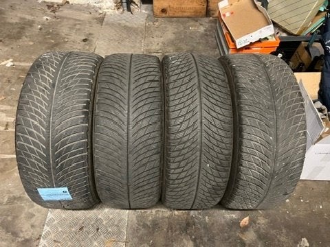 winterbanden bmw 2x245/55 R18 2x255/45 R18 Michelin Alpin 5, Auto-onderdelen, Banden en Velgen, Ophalen, 18 inch, Gebruikt, Winterbanden