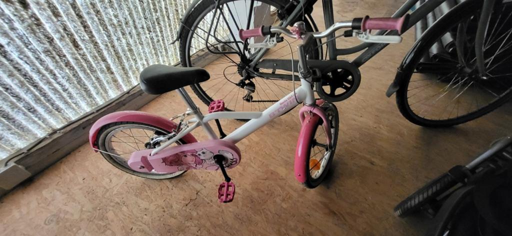 Kinder fiets, Enlèvement
