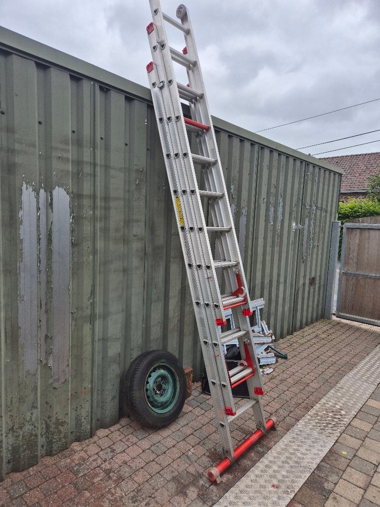 Altrex ladder 2x10 treden en 1x 9 treden., Ophalen, Zo goed als nieuw
