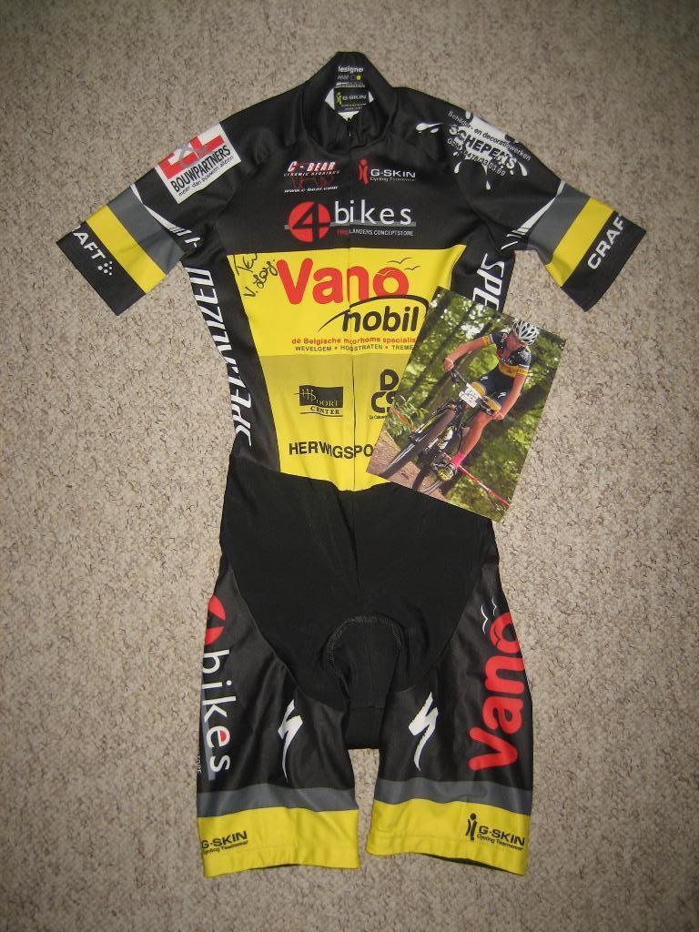 Vlaams kampioen Tess van Loy wielerpak Vano MTB maat XS, Fietsen en Brommers, XS, G-skin, Ophalen of Verzenden, Zo goed als nieuw