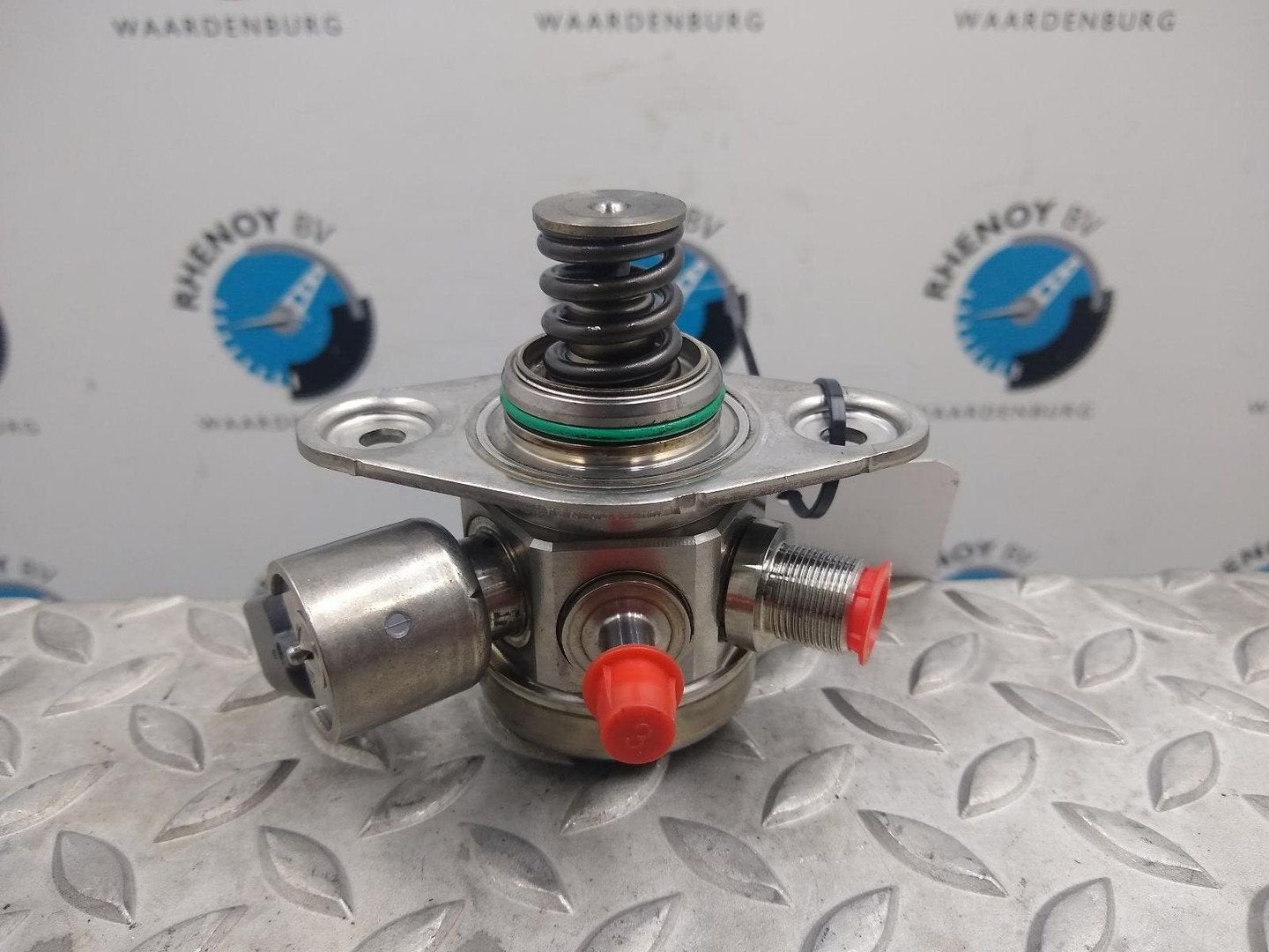 MERCEDES B CLASS BRANDSTOF POMP VOOR DE INJECTOR 2013, Auto-onderdelen, Brandstofsystemen, Ophalen of Verzenden, Gebruikt, ARN erkend