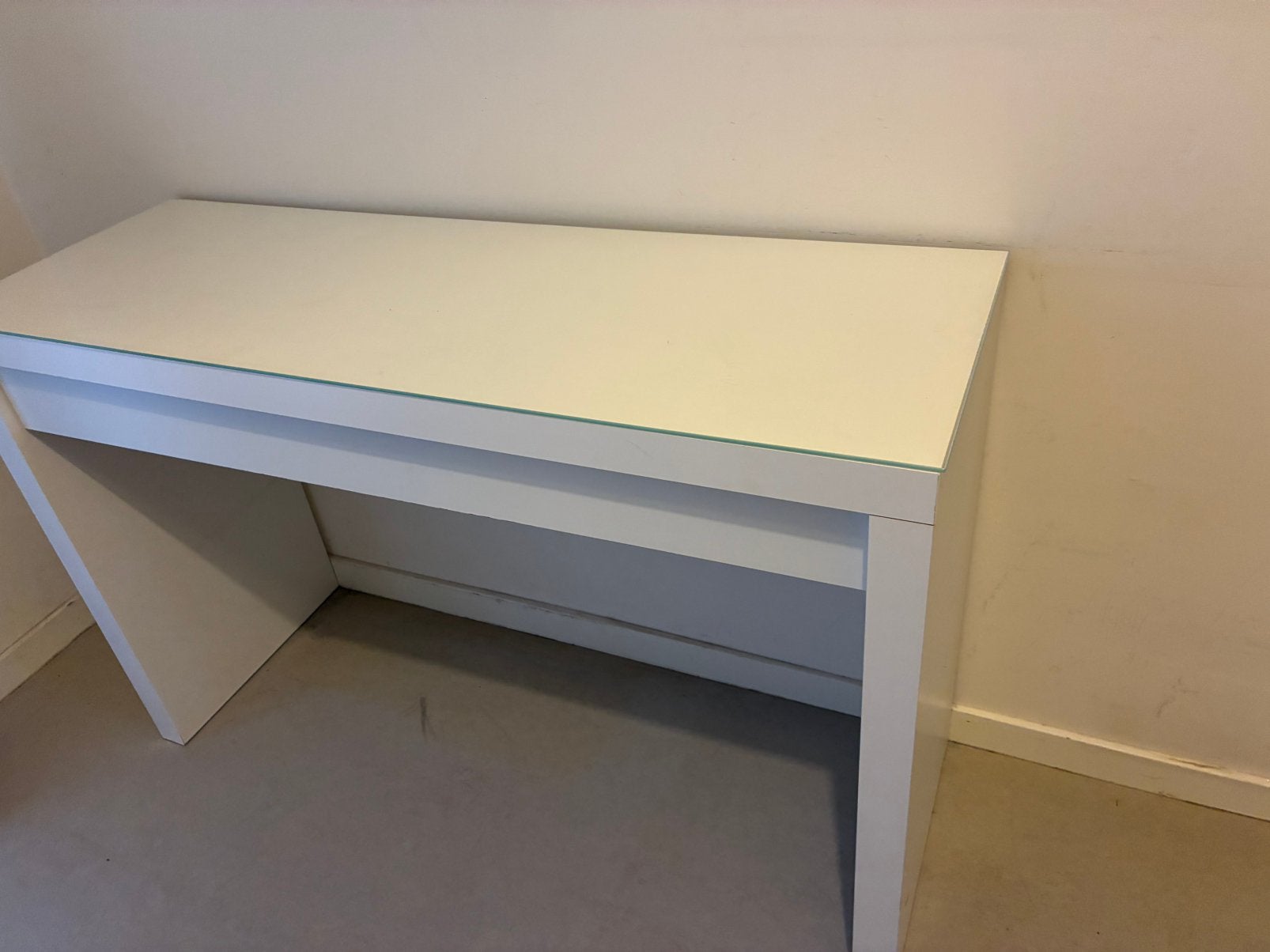 Coiffeuse /bureau, Maison & Meubles, Enlèvement, Utilisé, IKEA, Blanc