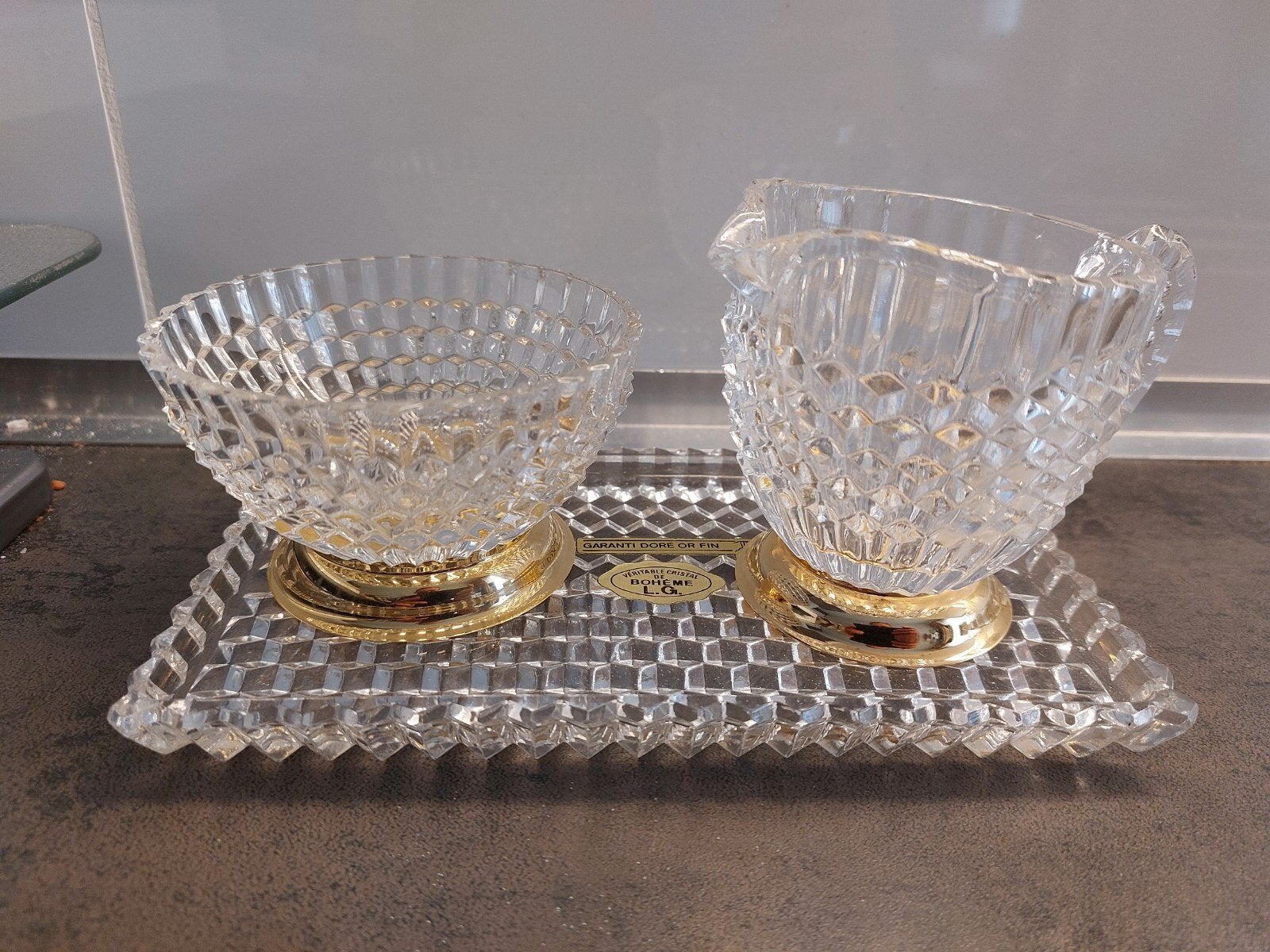 Set de pots à sucre et à lait en cristal avec base en or, Enlèvement ou Envoi