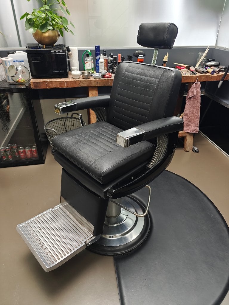 Belmont Barber stoel, Ophalen