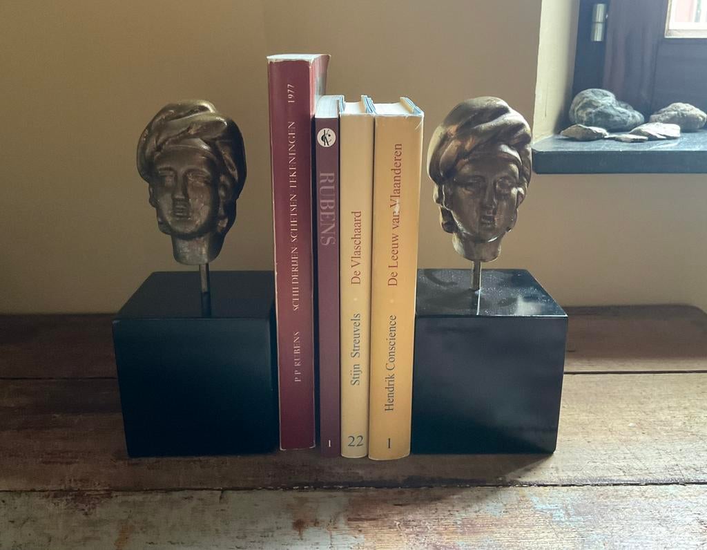 Boekensteunen / boeken /decoratie, Huis en Inrichting, Ophalen, Zo goed als nieuw