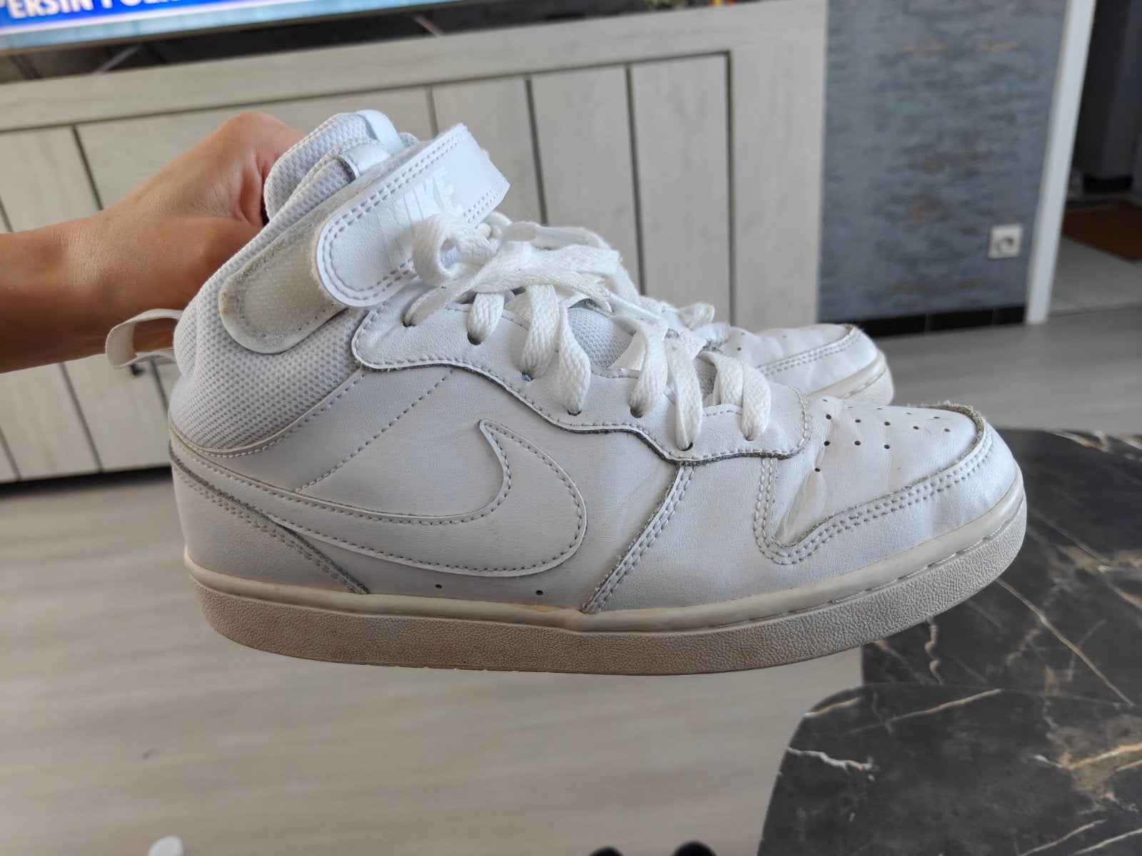 Nike court borough mid 2 maat 40, Ophalen, Gedragen