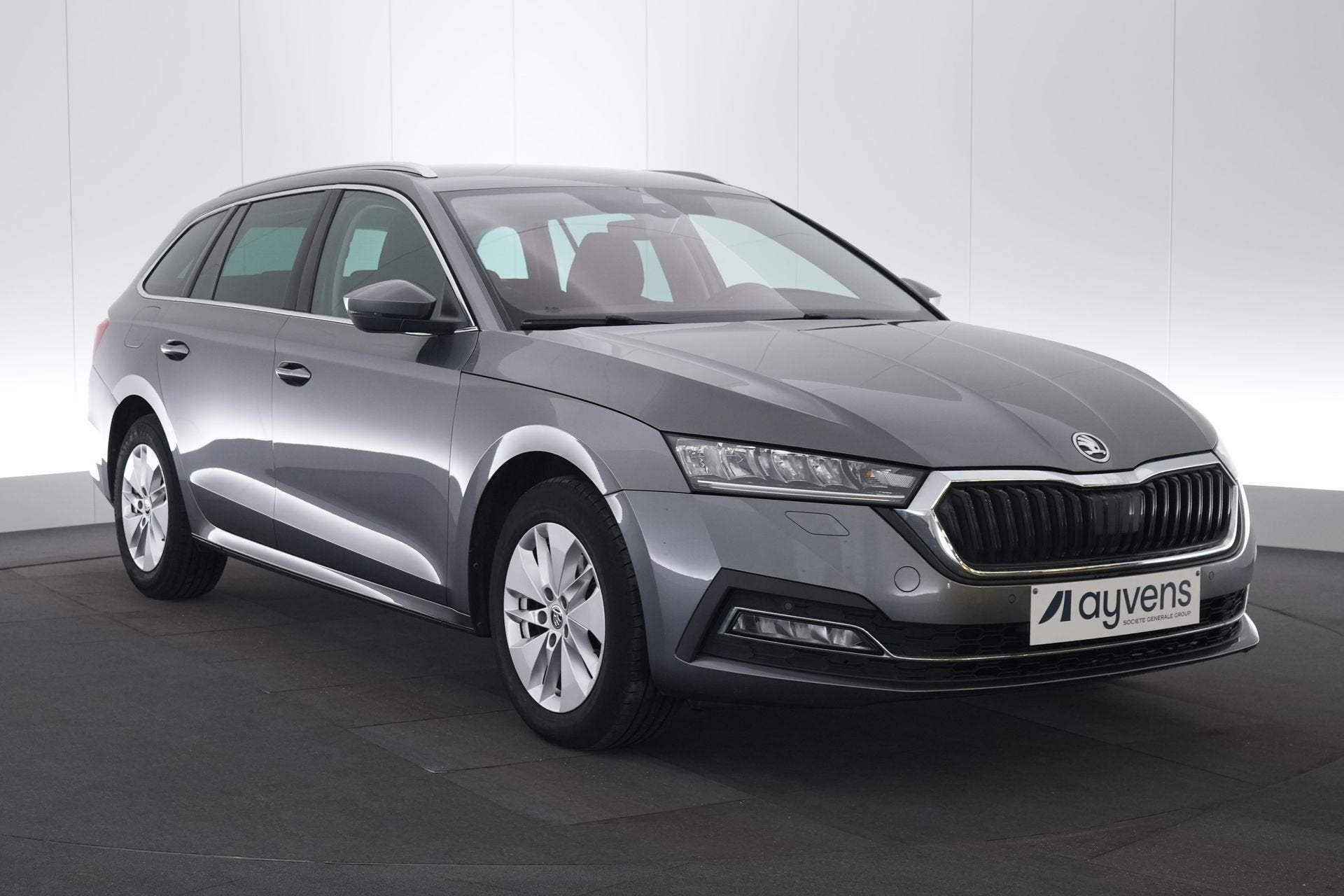 (2CMM840) SKODA OCTAVIA COMBI, Achat, Entreprise, 5 portes, Automatique
