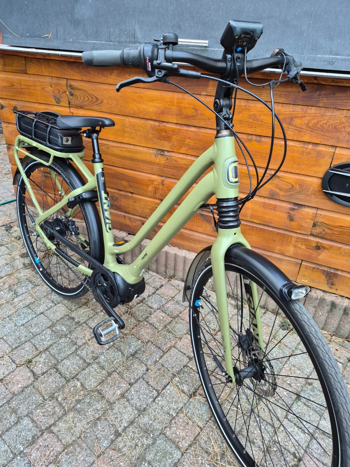 giant dames electfiche fiets, Fietsen en Brommers, 47 tot 51 cm, Ophalen of Verzenden, 50 km per accu of meer, Giant