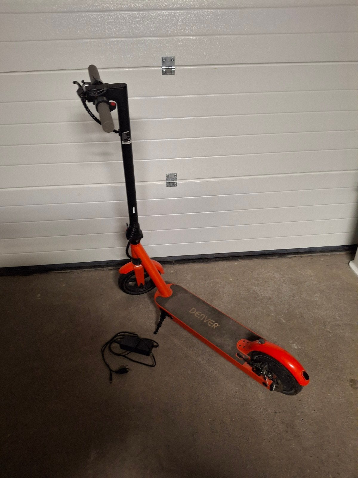 trotinette electrique pliable avec chargeur, Vélos & Vélomoteurs, Trottinettes, Enlèvement
