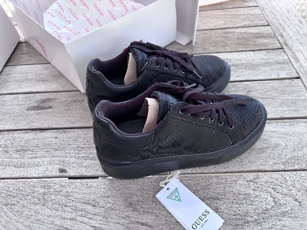 Nieuwe schoenen Guess, Guess, Zwart, Nieuw, Ophalen of Verzenden