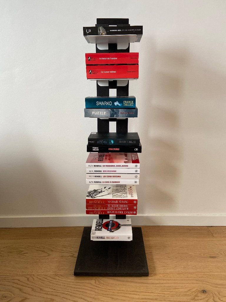 Bibliothèque verticale en hêtre massif teinté noir, 25 à 50 cm, Autres essences de bois, Enlèvement, Utilisé