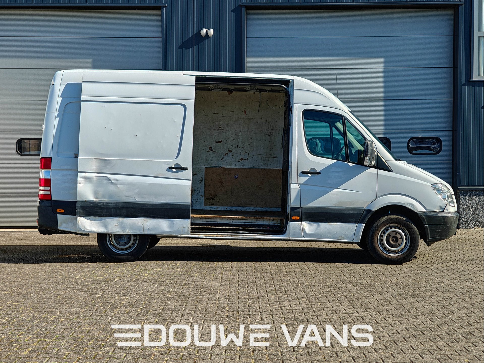 Mercedes-Benz Sprinter 313 L2H2 Trekhaak 2.8 t 3 Pers. Trekh, Auto's, Euro 5, Zwart, Wit, Mercedes-Benz