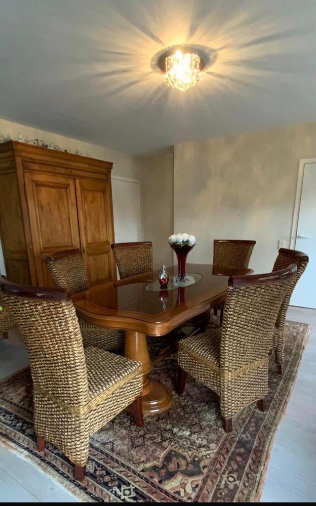 Table à manger avec 6 chaises, Enlèvement