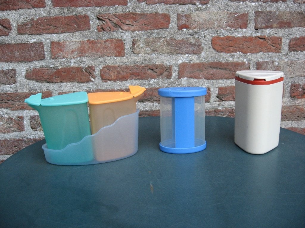 tupperware : ensemble lait-sucre, arroseur, pot à épices, Maison & Meubles, Cuisine| Tupperware, Bleu, Enlèvement ou Envoi