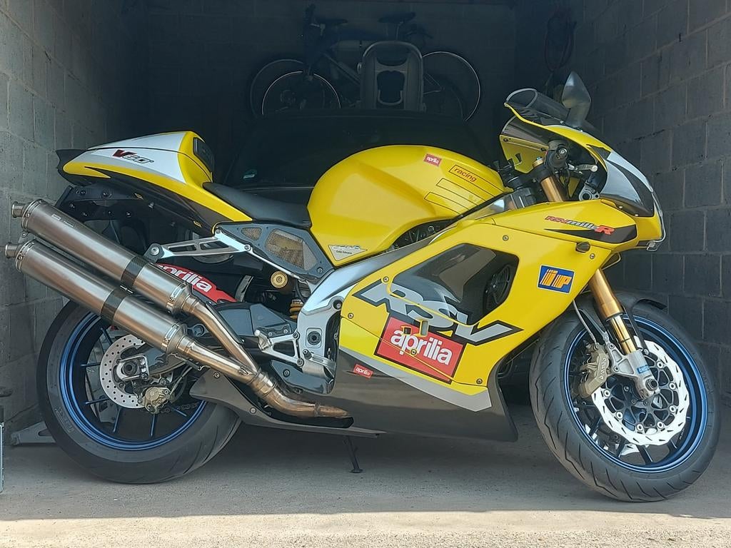 Rsv Mille R (Troy corser edition), Motoren, 2 cilinders, Sportuitlaat, Occasion, Motorrijbewijs A