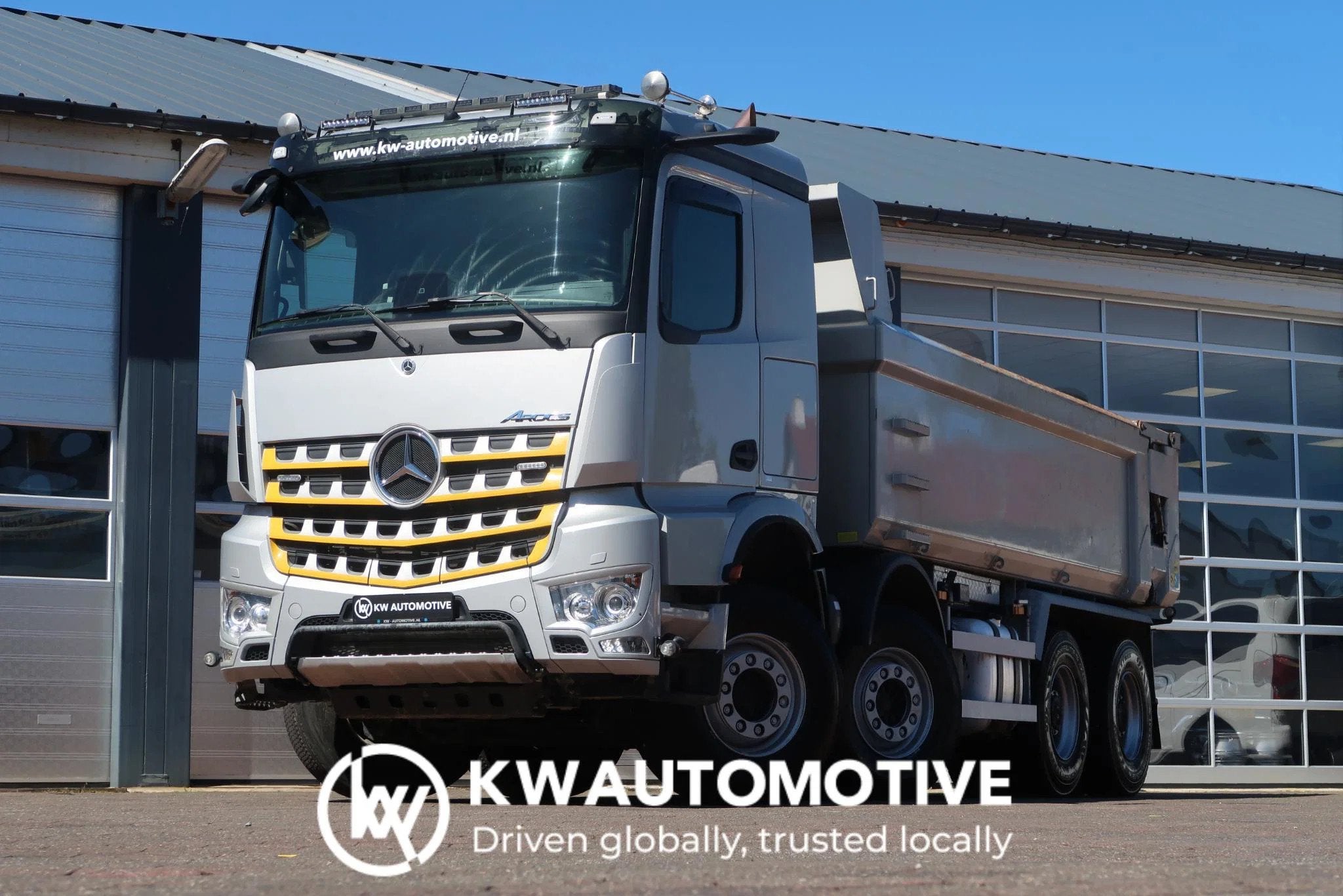 Mercedes-Benz Arocs 3258 8X4/ RETARDER/ DIGITAL/ (bj 2020), Auto's, Achterwielaandrijving, Euro 6, Navigatiesysteem, Mercedes-Benz
