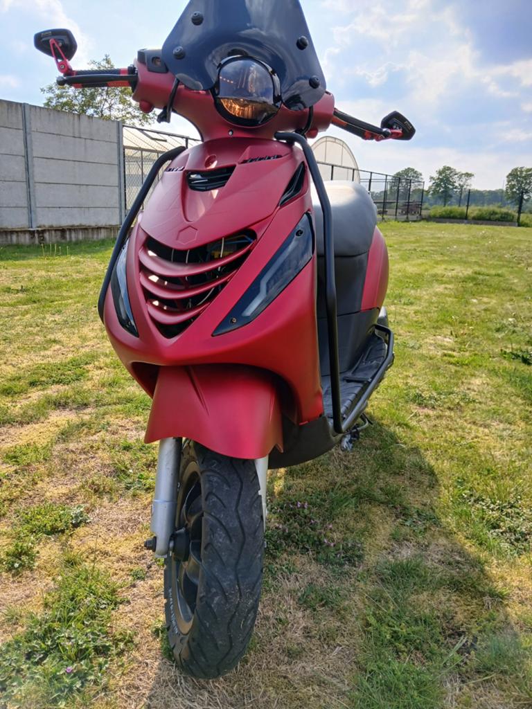 Piaggio zip A klasse 49cc te koop, Fietsen en Brommers, Scooters | Piaggio, Ophalen, Zip, Klasse A (25 km/u), 49 cc