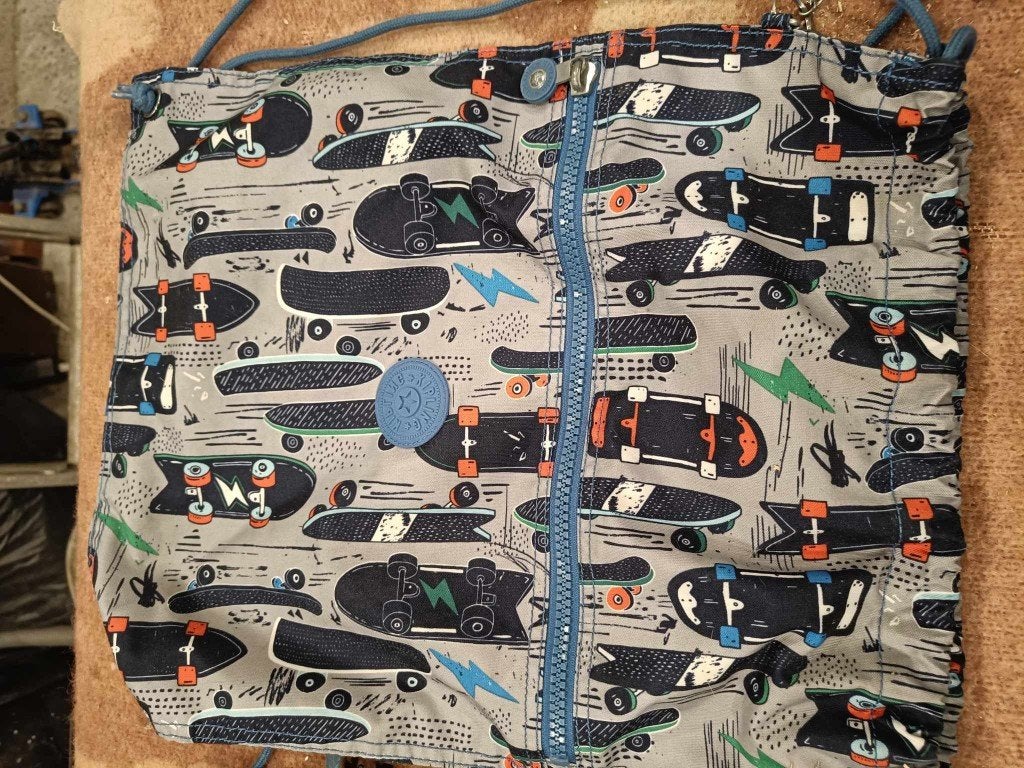 cartable Kipling, Enlèvement