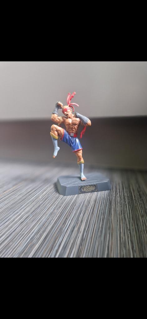 Statue leaugue of legends, Verzamelen, Ophalen