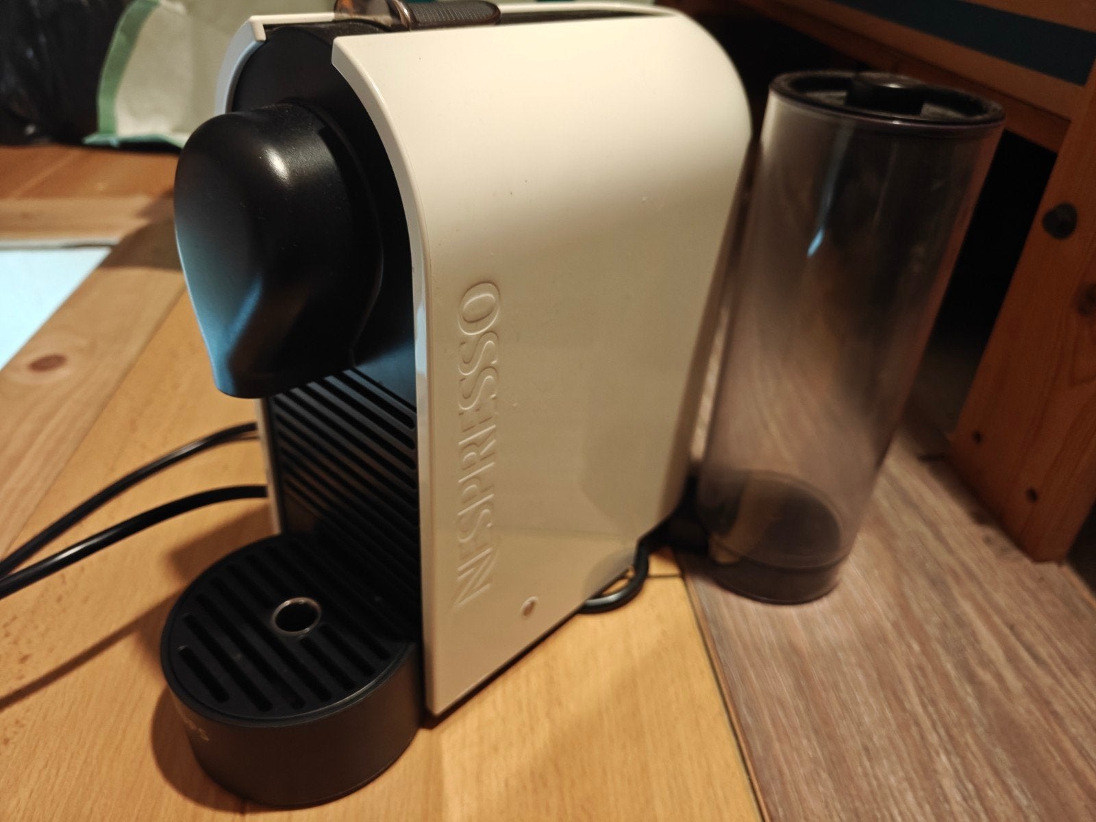 Machine à café Nespresso, Enlèvement