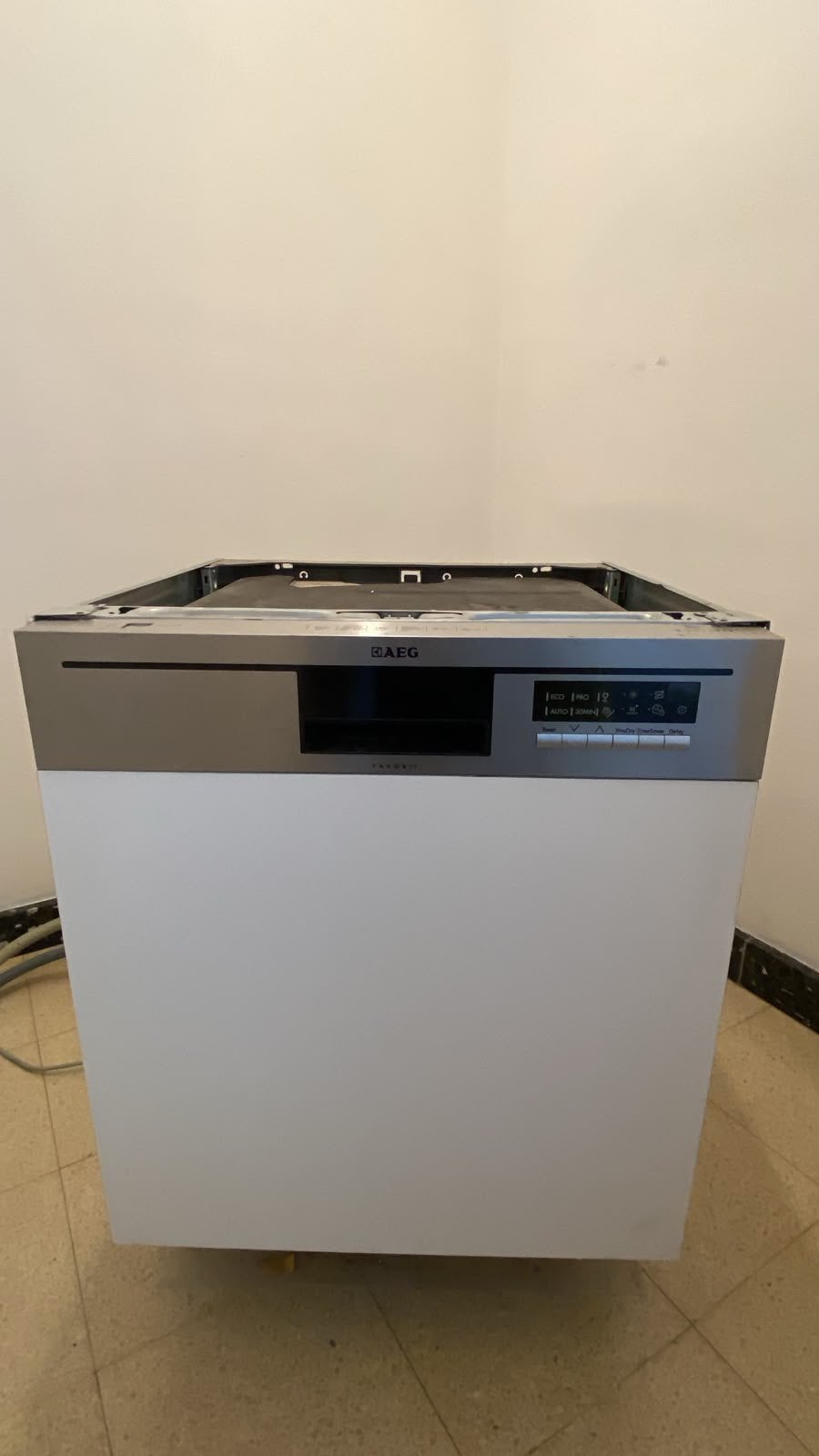 AEG vaatwasser, Elektronische apparatuur, Vaatwasmachines, Ophalen, Gebruikt, Tussenbouw, 60 cm of meer