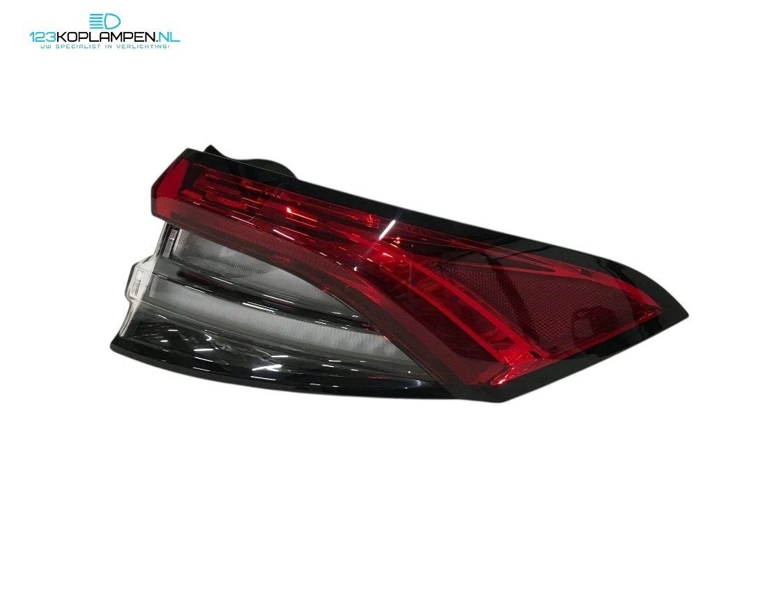 Maserati Levante achterlicht rechts LED Facelift, Maserati, Gebruikt, -, Verzenden