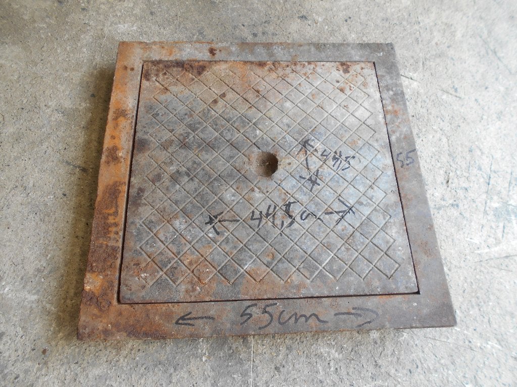 Couvercle cuve ou autres en fonte 55X55X6, Bricolage & Construction, Enlèvement, Utilisé