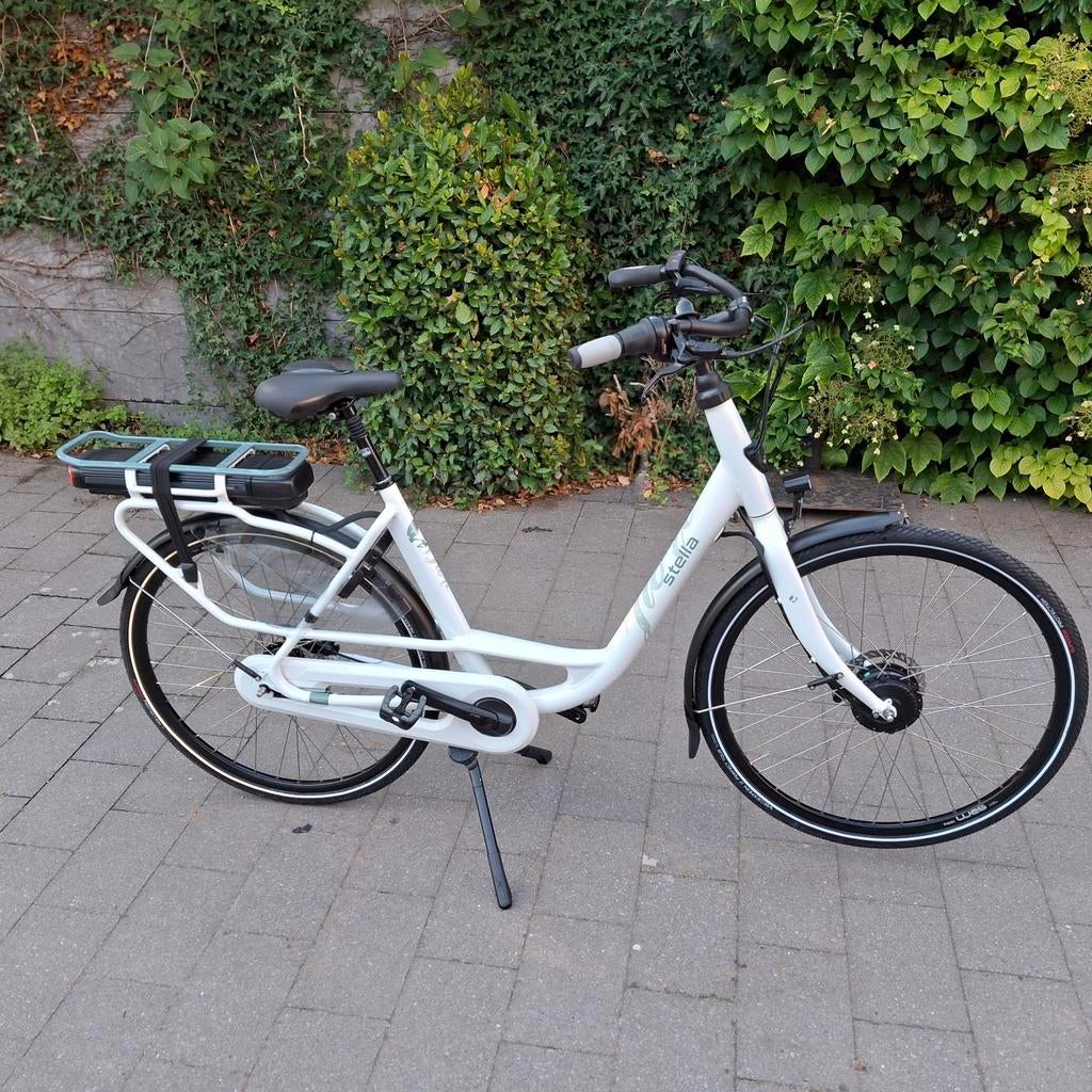 Stella electrische oma fiets, Fietsen en Brommers, Ophalen, Versnellingen
