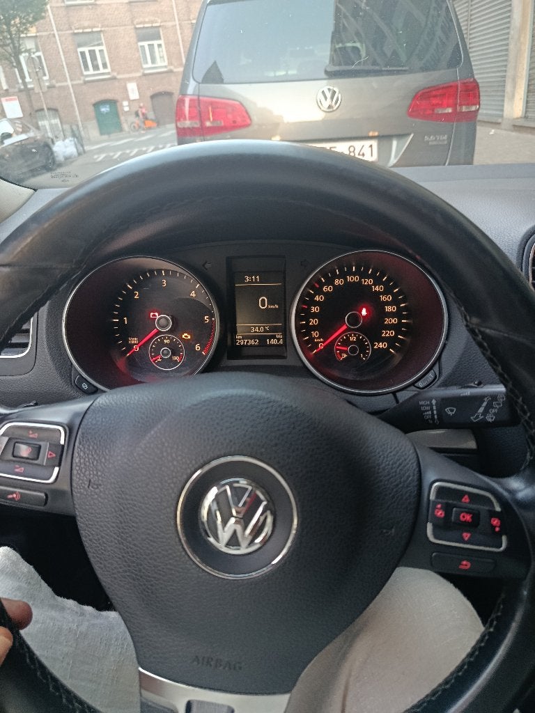 Golf 6 break toit panoramique, Achat, Rétroviseurs électriques, Boîte manuelle, Entretenue par le concessionnaire