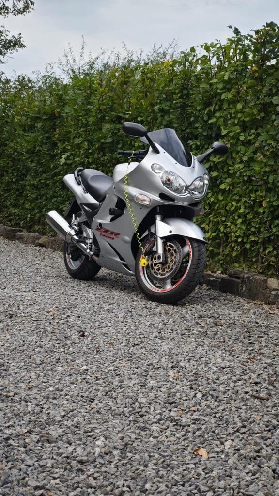 Kawasaki zzr 1200 full power, Motos, Motos | Kawasaki, Particulier, Enlèvement